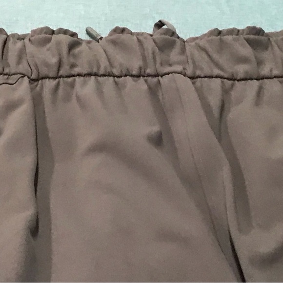 Lululemon Comfortable Pants In Size 12 - Picture 3 of 4